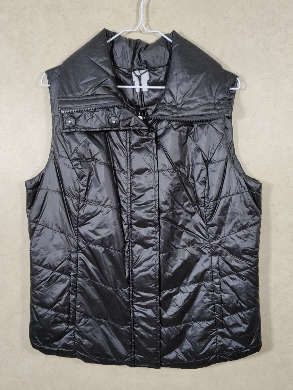 J168 Chico's Zynergy Black Quilted Packable Puffer Vest 2 L NWT